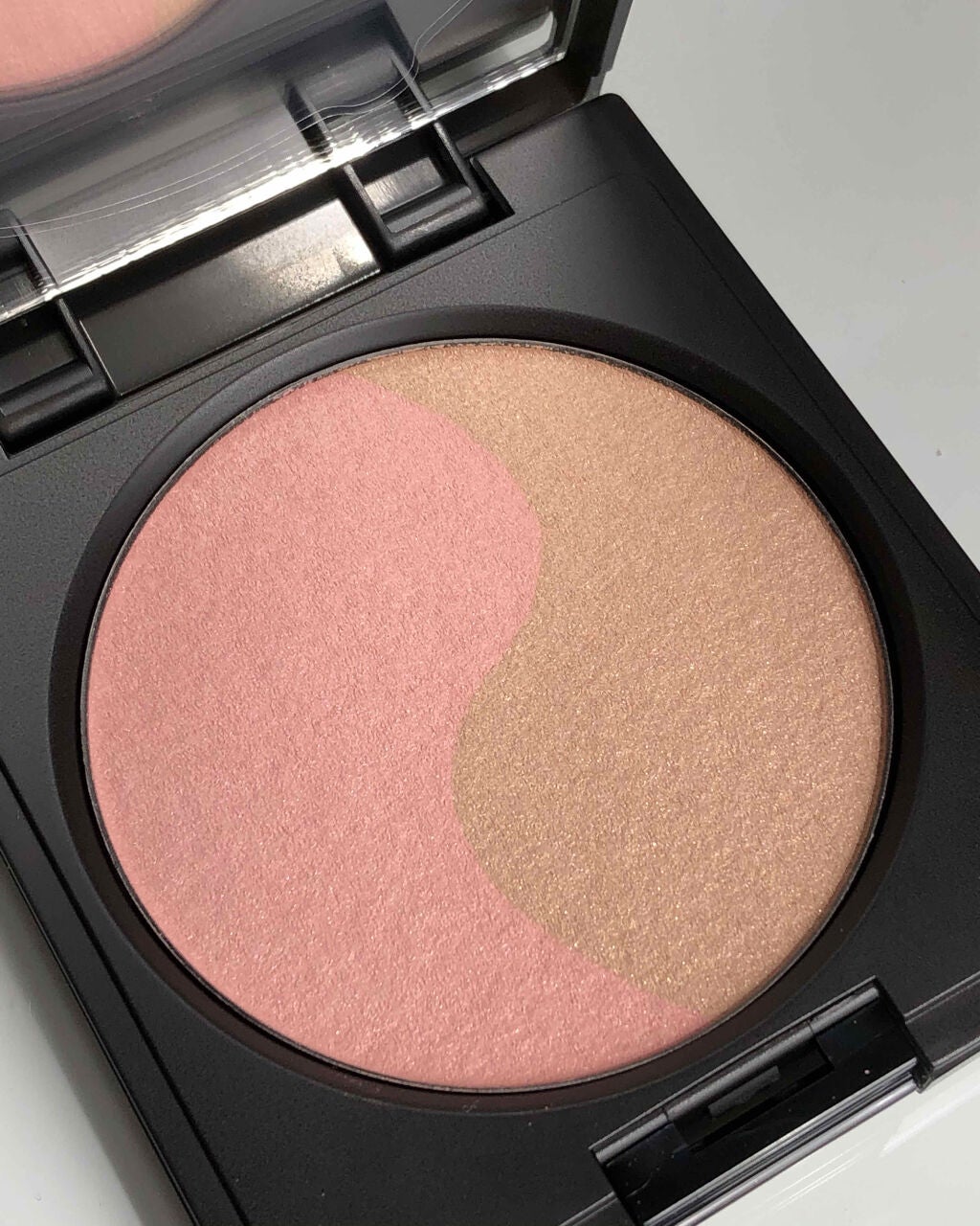 セルヴォーク カムフィー ブラッシュ/Celvoke/パウダーチークを使ったクチコミ(2枚目)