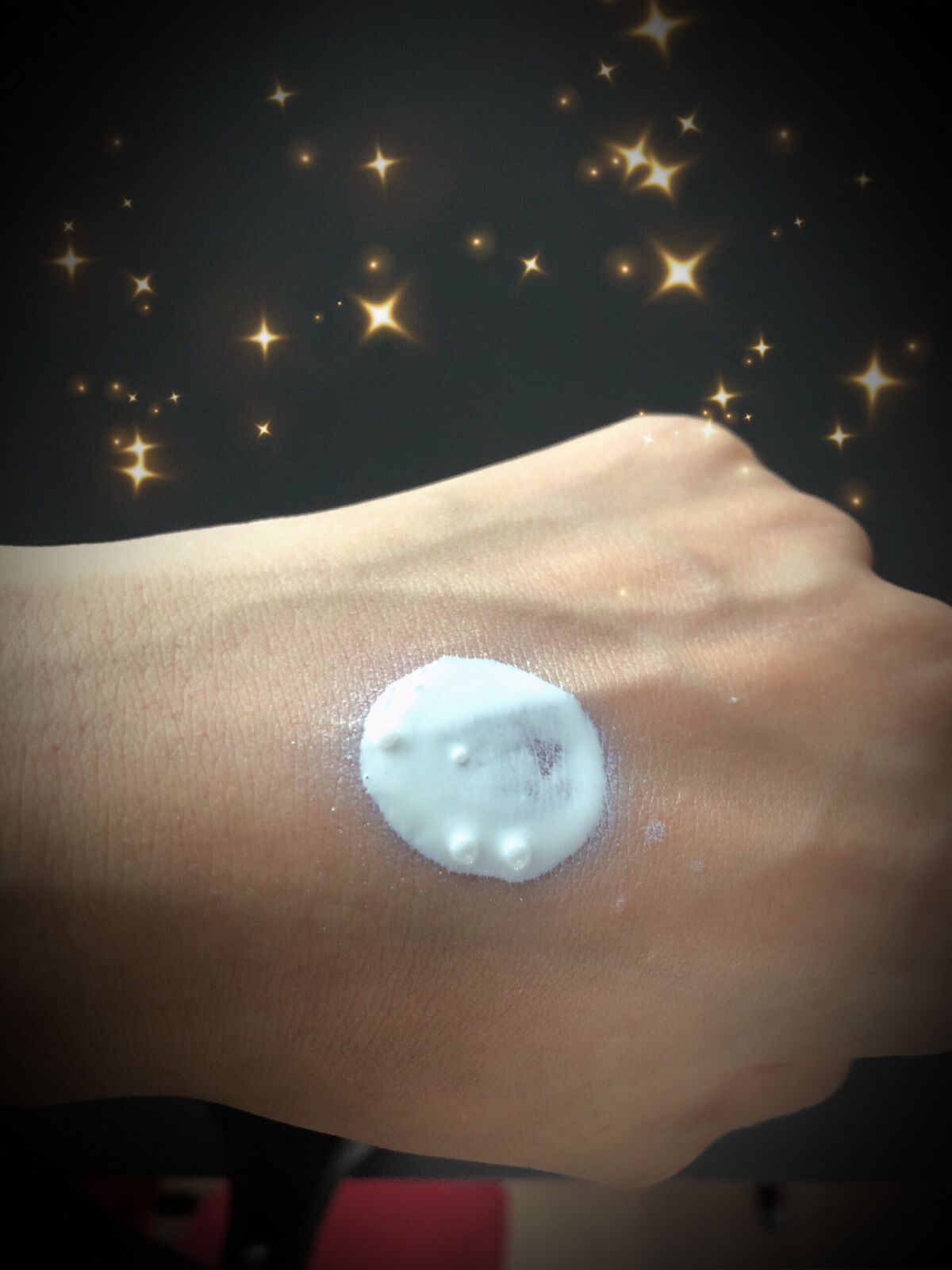 enu on LIPS 「透明白肌ホワイトUVスプレーSPF50+PA++++100g1..」(2枚目)