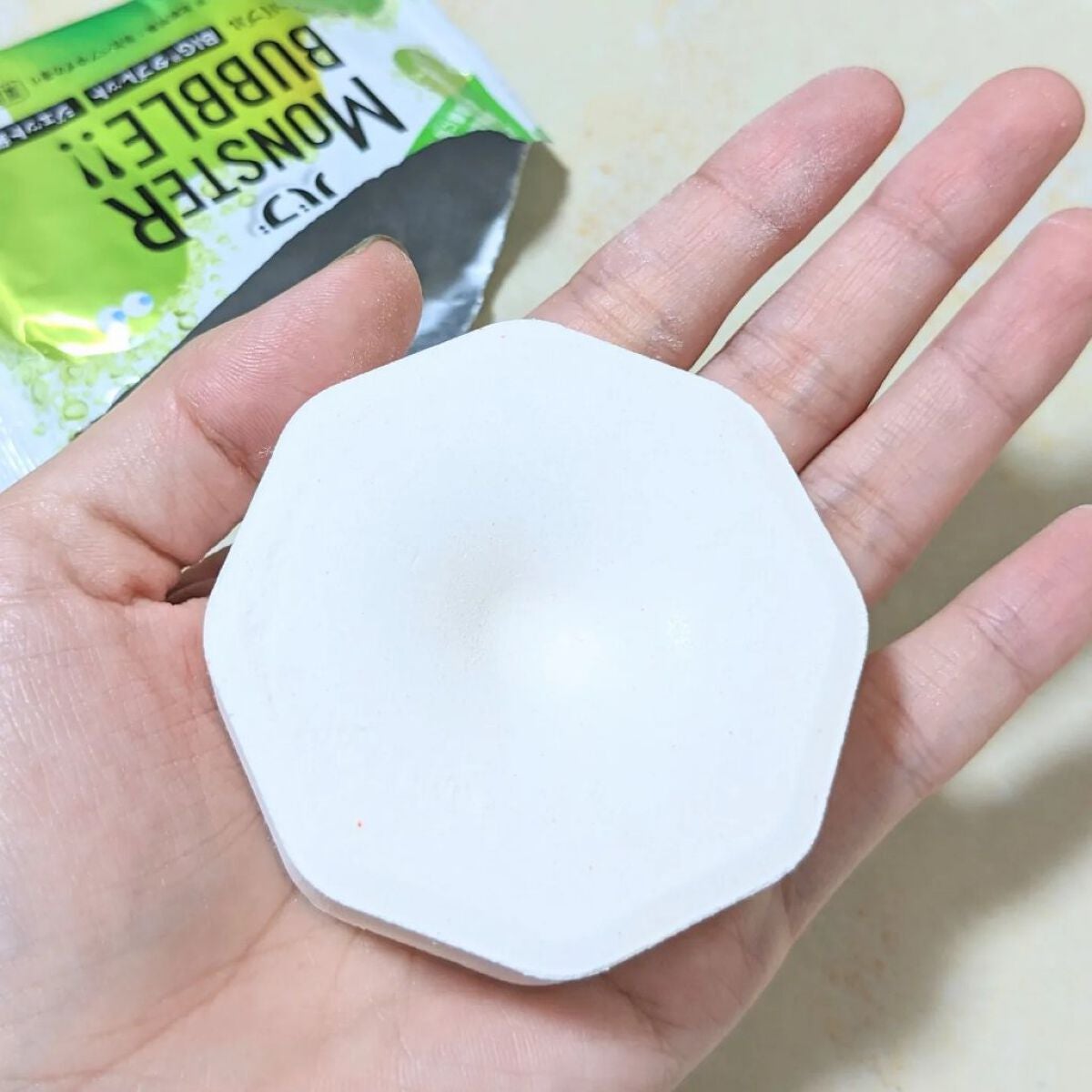 モンスターバブル かろやかDAYS /バブ/炭酸系入浴剤を使ったクチコミ(4枚目)