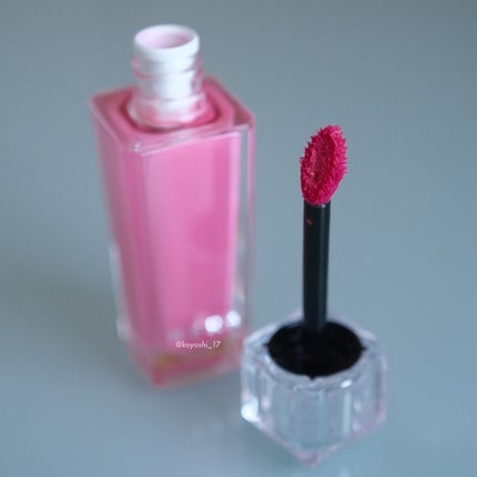 センシュアル フィッティング グロウ ティント/HERA/リップティントを使ったクチコミ(2枚目)