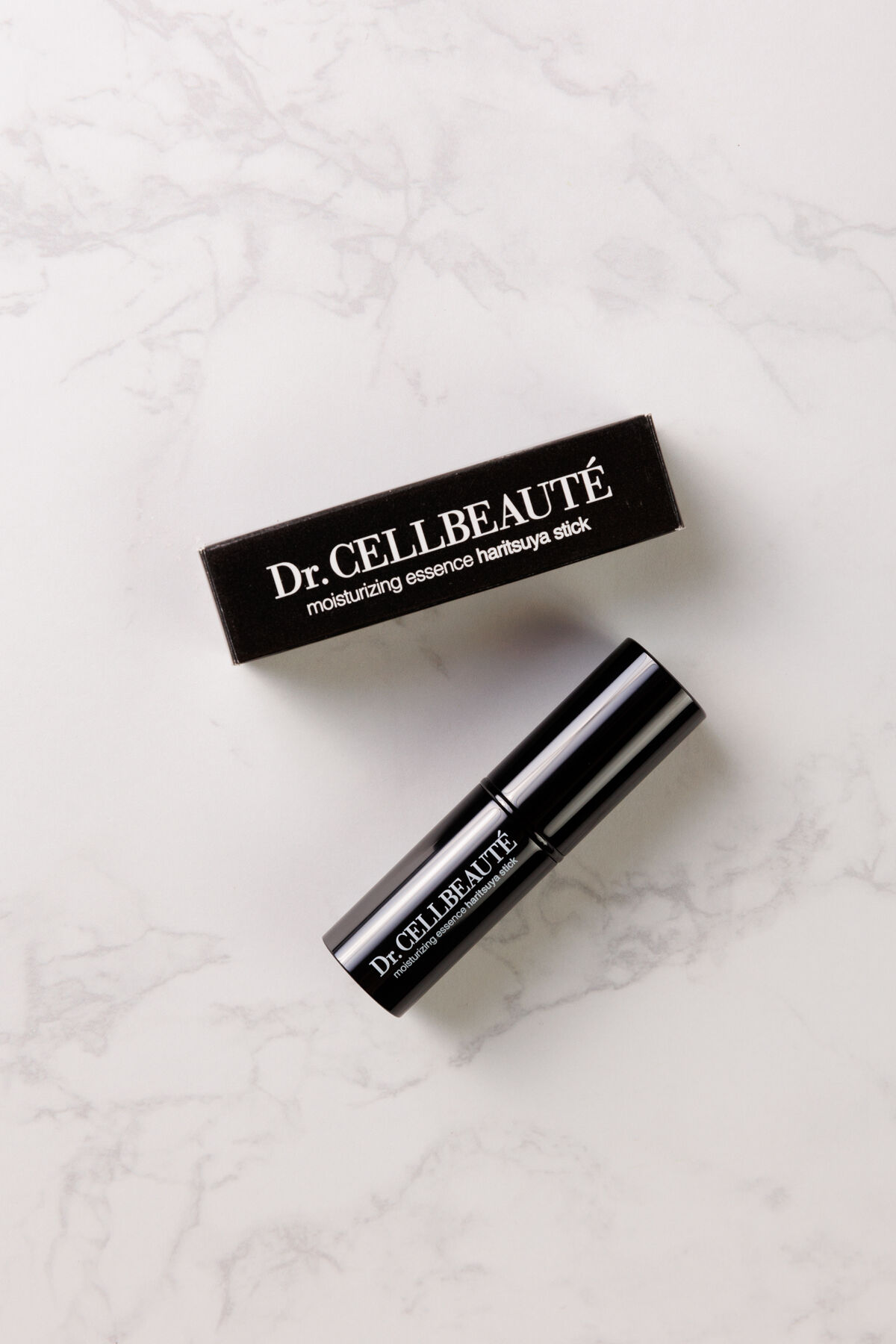 試してみた】潤い美容液ハリツヤスティック Dr.CELLBEAUTÉの効果・肌質