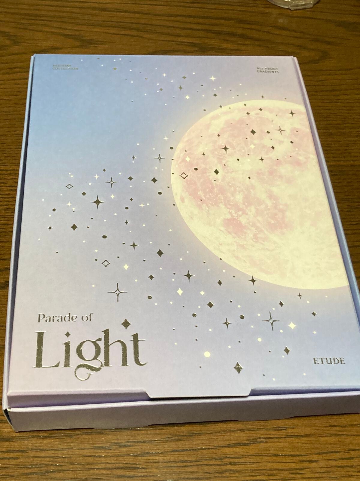 パレードオブライト ホリデーメイクアップキット/ETUDE/メイクアップキットを使ったクチコミ(1枚目)
