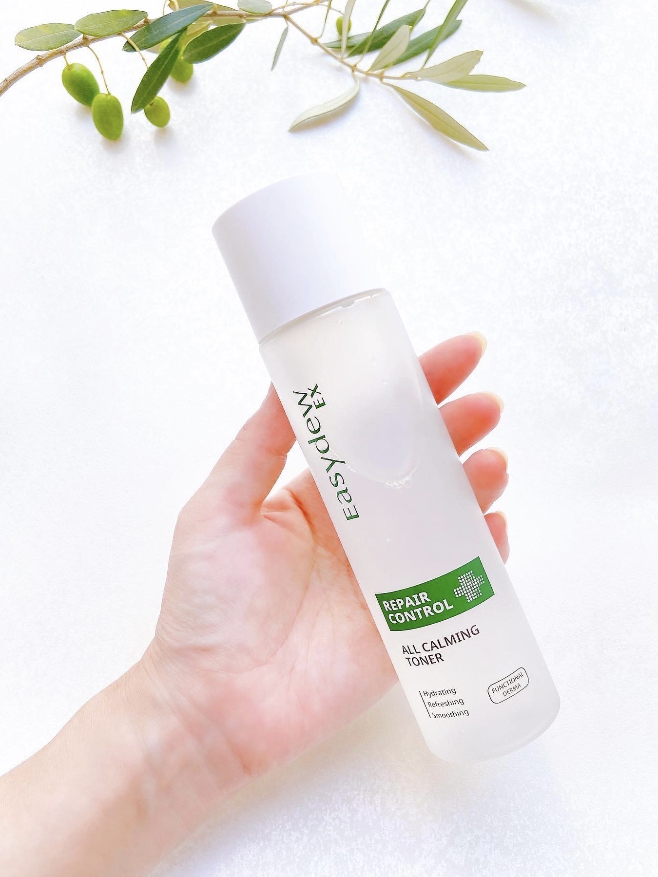 𓂃◌𓈒𓐍 
　
私の大のお気に入り　
━━━━━━━━━━━━━━━ 
　　　　　Easydew  EX
　　　オールカーミングトナー　
━━━━━━━━━━━━━━━ 
　
大熊製薬さんの独自成分DW-EGF含有
DW-EGFとは高