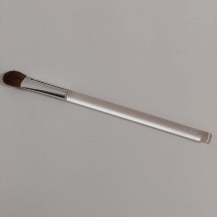 オルビス アイカラーブラシのクチコミ「オルビス アイカラーブラシ
700円くらい
今見たら公式サイトに載っていないので廃盤なのかな.....」(1枚目)