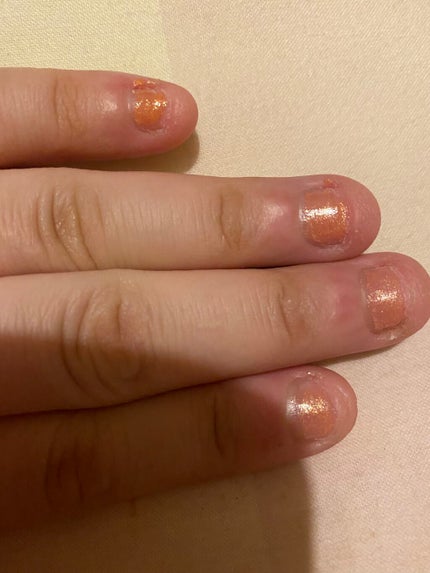 カラフルネイルズ/キャンメイク/マニキュアを使ったクチコミ(3枚目)