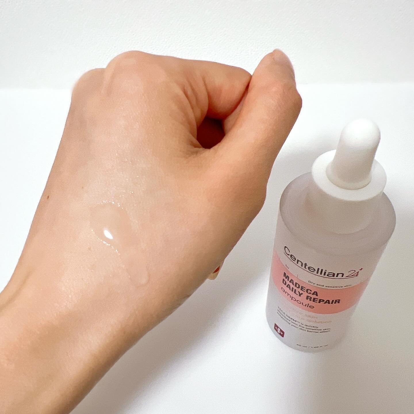 マデカデイリーリペアアンプル/センテリアン24/美容液を使ったクチコミ（3枚目）