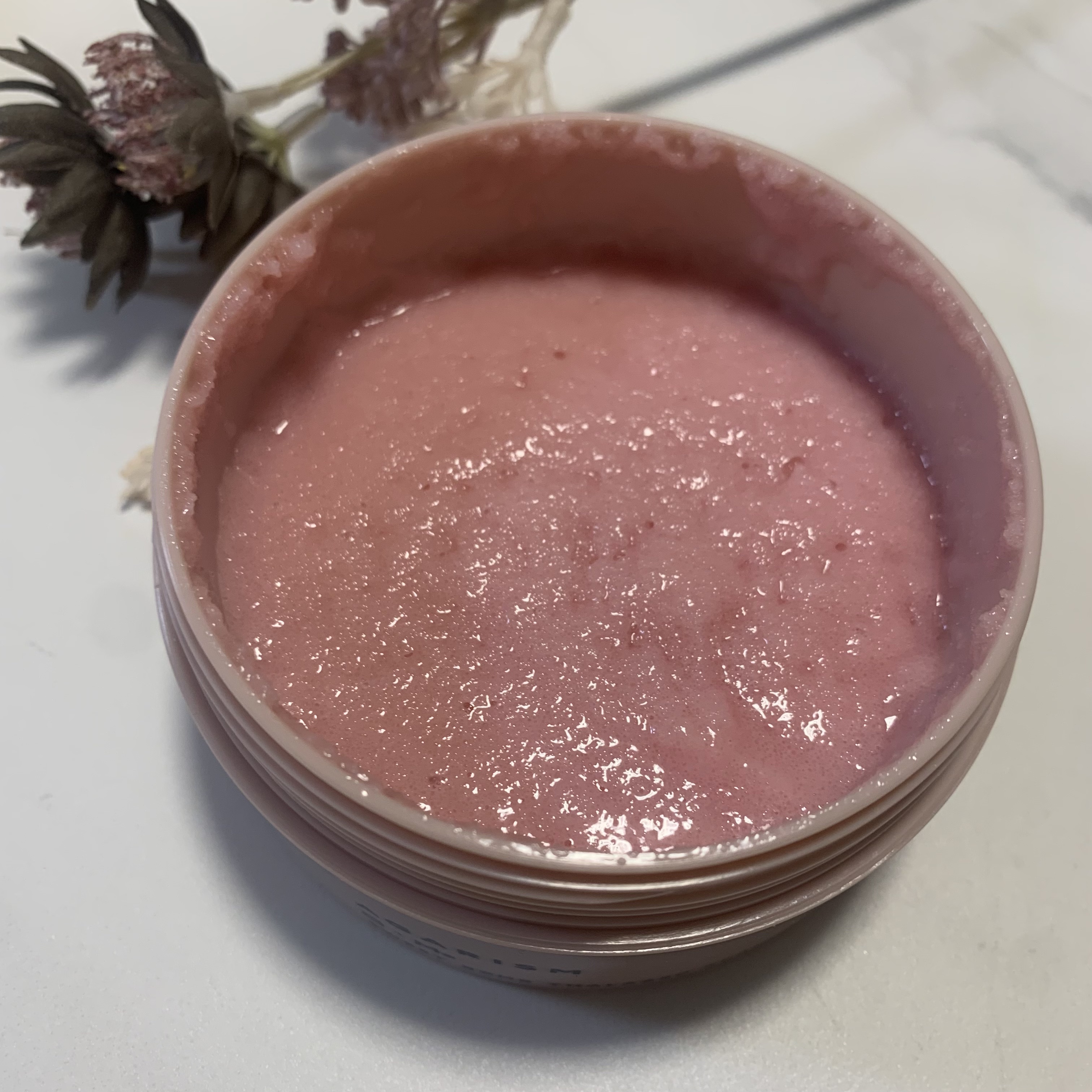 Q+Me スウィート ボム タラソ スクラブ/AGARISM/バスト・ヒップケアを使ったクチコミ（2枚目）