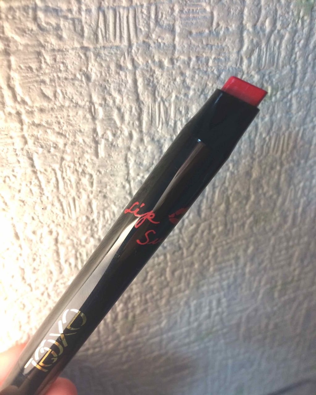 リップスーツ LS01 ラブマイセルフ/excel/口紅を使ったクチコミ（2枚目）