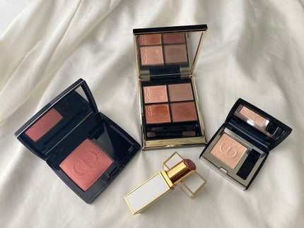 シグニチャー カラー アイズ/SUQQU/アイシャドウパレットを使ったクチコミ(3枚目)