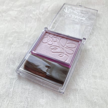 パールグロウニュアンサー/CEZANNE/パウダーハイライトを使ったクチコミ(4枚目)