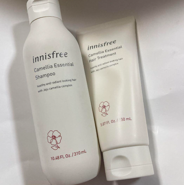 innisfree カメリア　ヘアシャンプーのクチコミ「innisfree 
シャンプー & トリートメント


イニスフリーで初のシャンプー＆トリー.....」（1枚目）