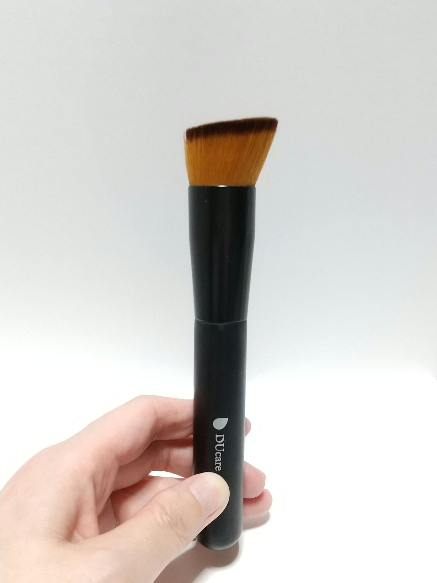 ファンデーションブラシ フラット型/DUcare/メイクブラシを使ったクチコミ(1枚目)