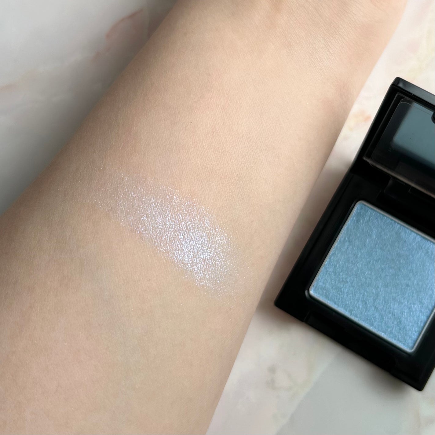 エレガンス ラズル スターアイカラー/エレガンス ラズル /単色アイシャドウを使ったクチコミ(2枚目)