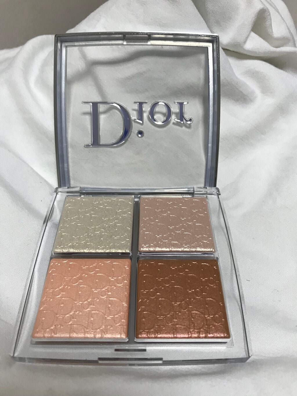 ディオール バックステージ フェイス グロウ パレット/Dior/ハイライトを使ったクチコミ(2枚目)