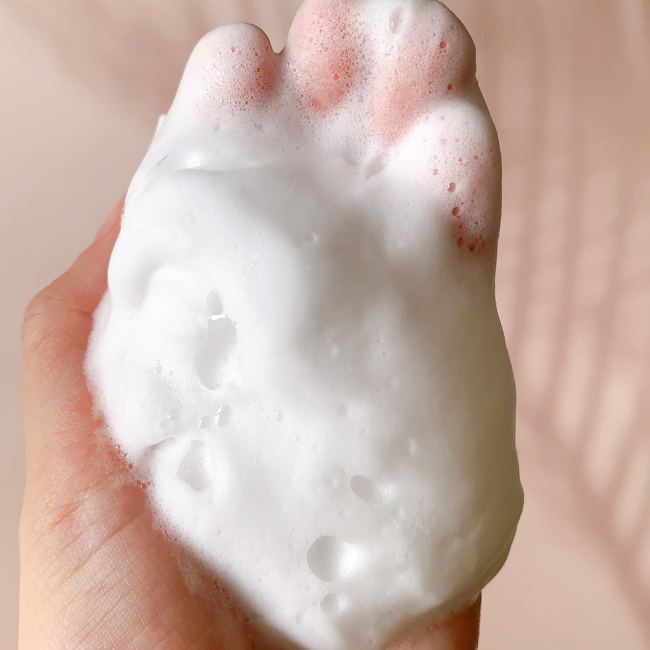 ニベア エンジェルスキン ボディウォッシュ カシス＆ハーブの香り/ニベア/ボディソープを使ったクチコミ（3枚目）