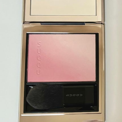 ブラーリング カラー ブラッシュ 01 淡音 -AWAOTO (ロウピンク × パールピーチ)/SUQQU/パウダーチークを使ったクチコミ(2枚目)