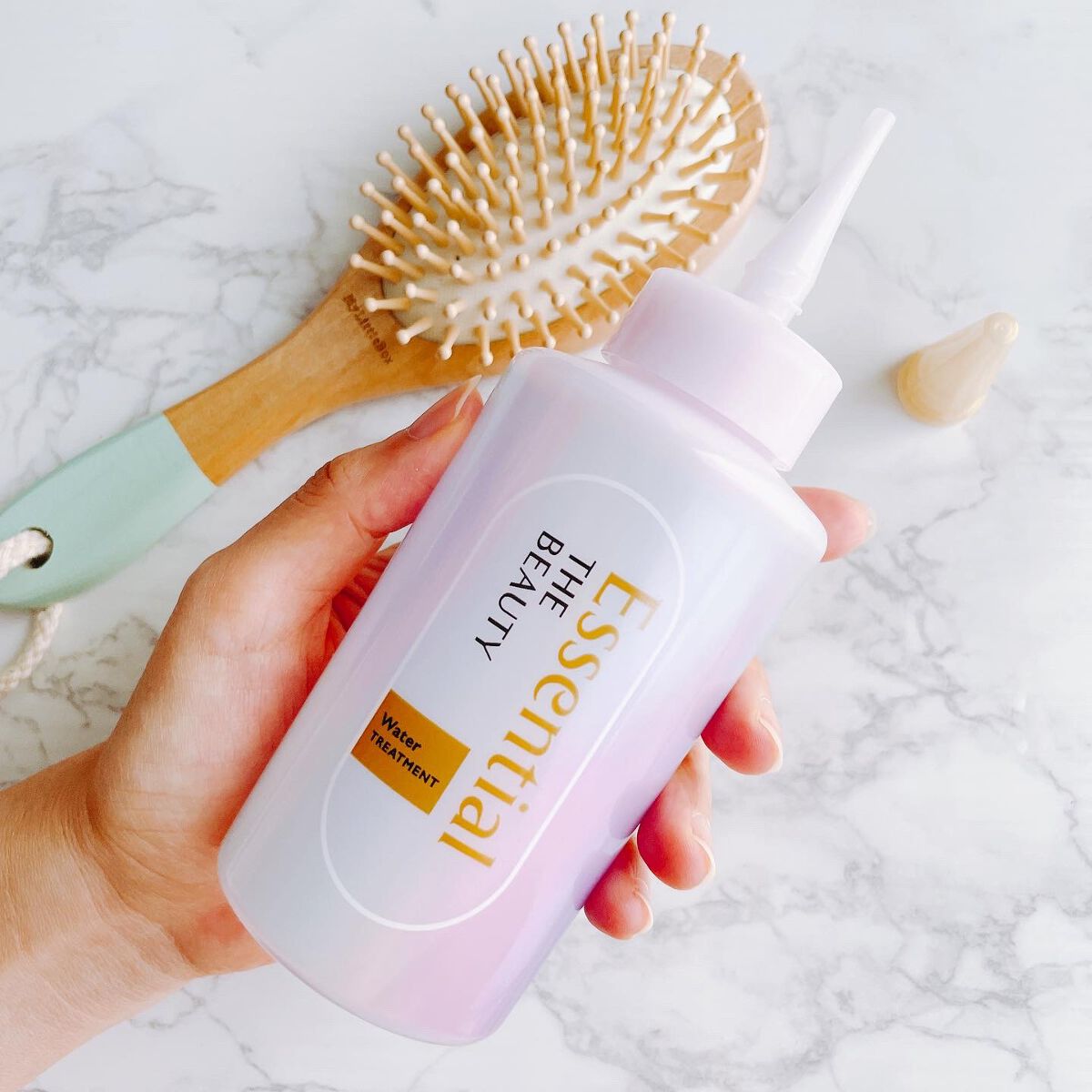 エッセンシャル プレミアム ウォータートリートメント EXスムース/エッセンシャル/アウトバストリートメントを使ったクチコミ(1枚目)