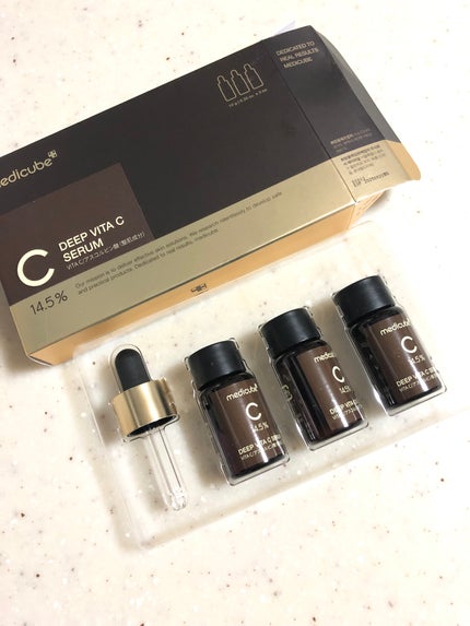 ディープビタCアンプル2.0/MEDICUBE/美容液を使ったクチコミ(2枚目)