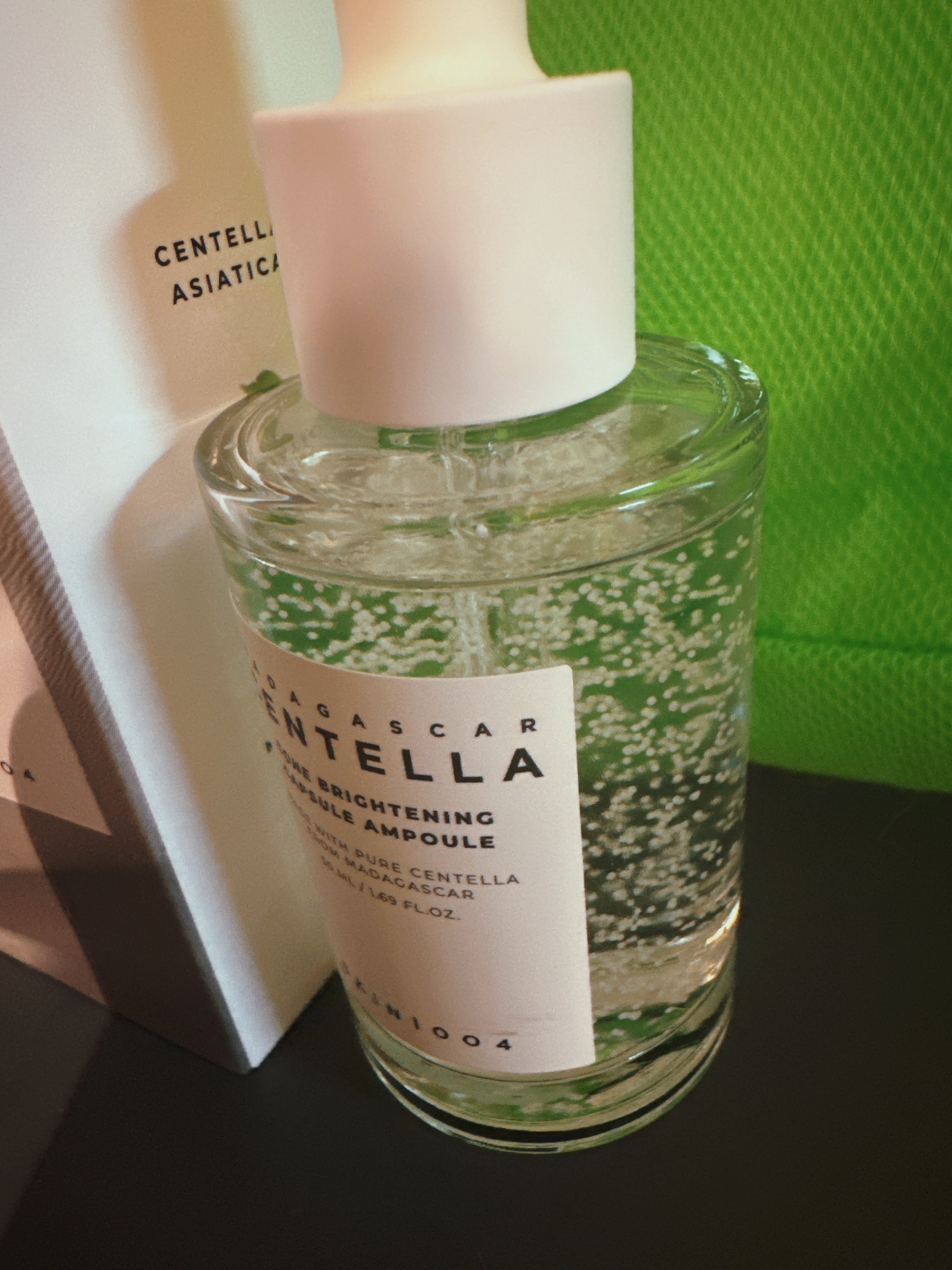 トーンブライトニング カプセルアンプル/SKIN1004/美容液を使ったクチコミ（2枚目）