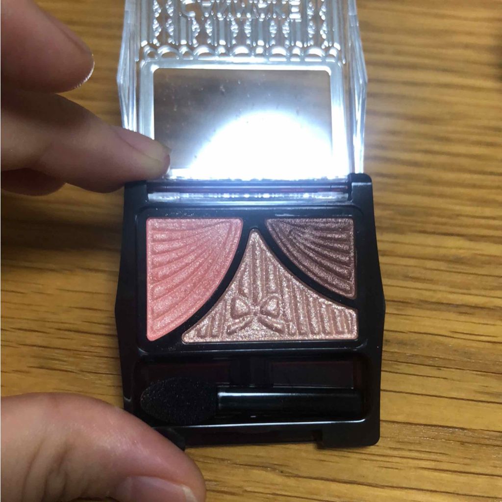 ジューシーピュアアイズ/キャンメイク/アイシャドウパレットを使ったクチコミ（1枚目）
