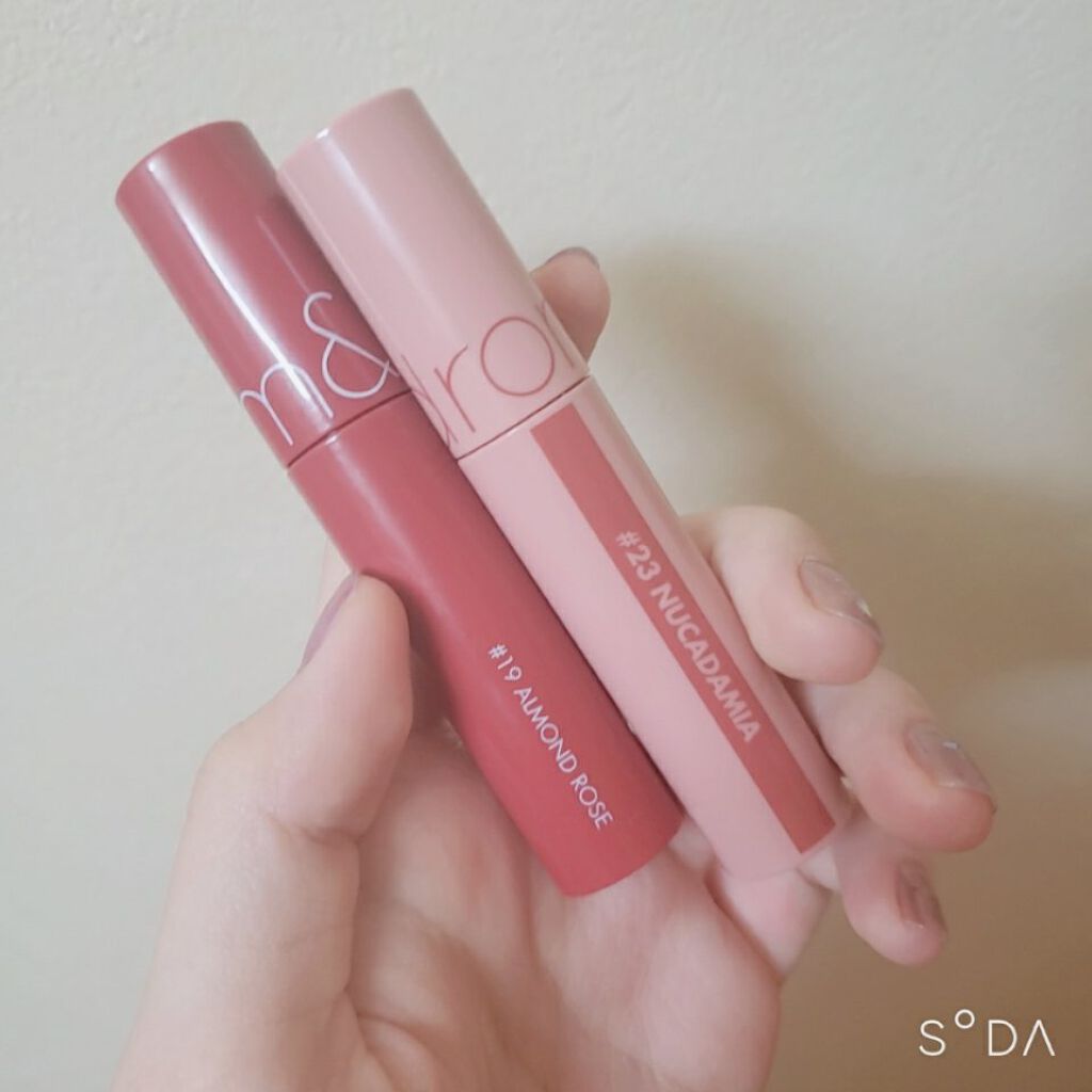 ジューシーラスティングティント/rom&nd/リップティントを使ったクチコミ（1枚目）