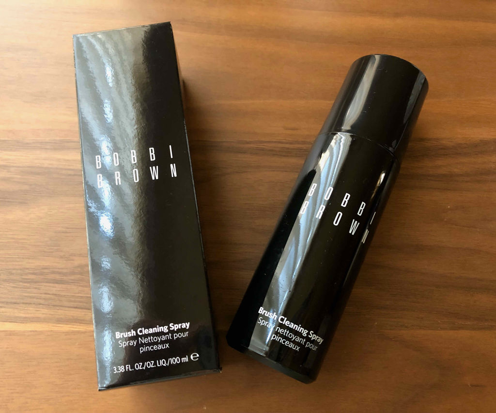 BOBBI BROWN ブラシ クリーニング スプレーのクチコミ「〈BOBBI BROWN〉
  ·ブラシクリーニングスプレー

スプレータイプの速乾のブラシク.....」（1枚目）