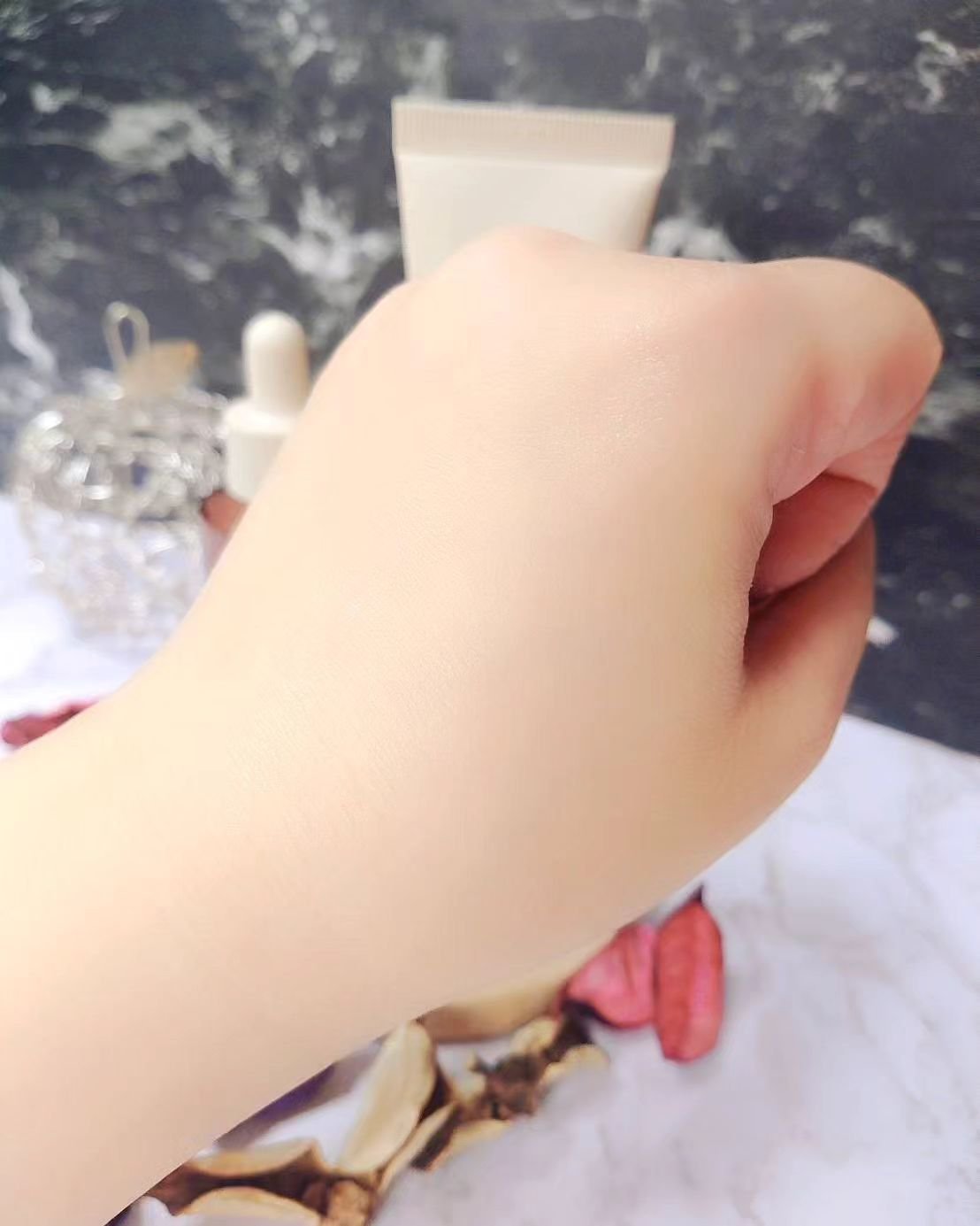 黒にんじんビタAレチノール弾力クリーム/goodal/フェイスクリームを使ったクチコミ（3枚目）