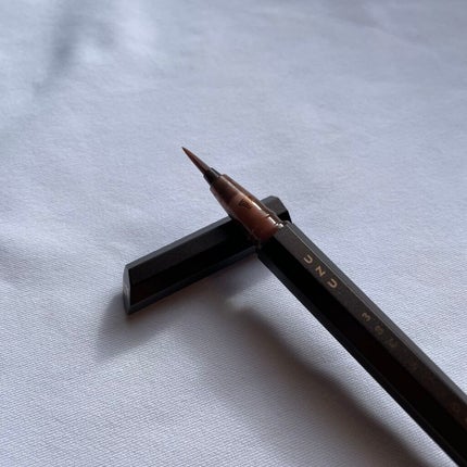 38℃ シェード ライナー/UZU BY FLOWFUSHI/リキッドアイライナーを使ったクチコミ(2枚目)