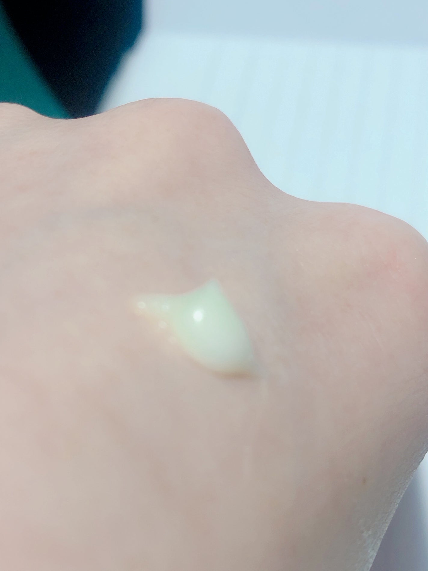 シカレチA エッセンス0.3/VT/美容液を使ったクチコミ(3枚目)