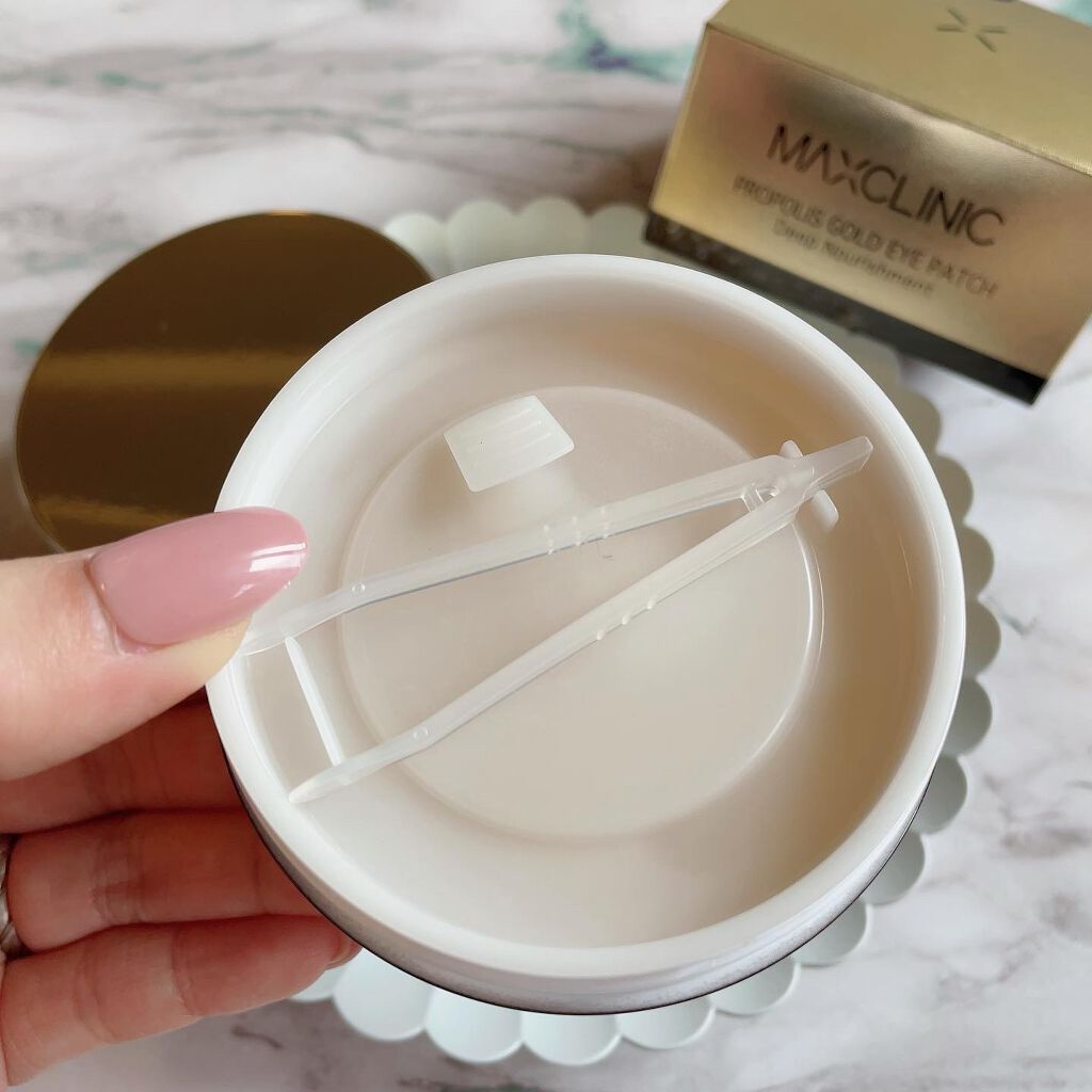 MAXCLINIC プロポリスゴールドアイパッチ/NICHIRICH/シートマスク・パックを使ったクチコミ(2枚目)