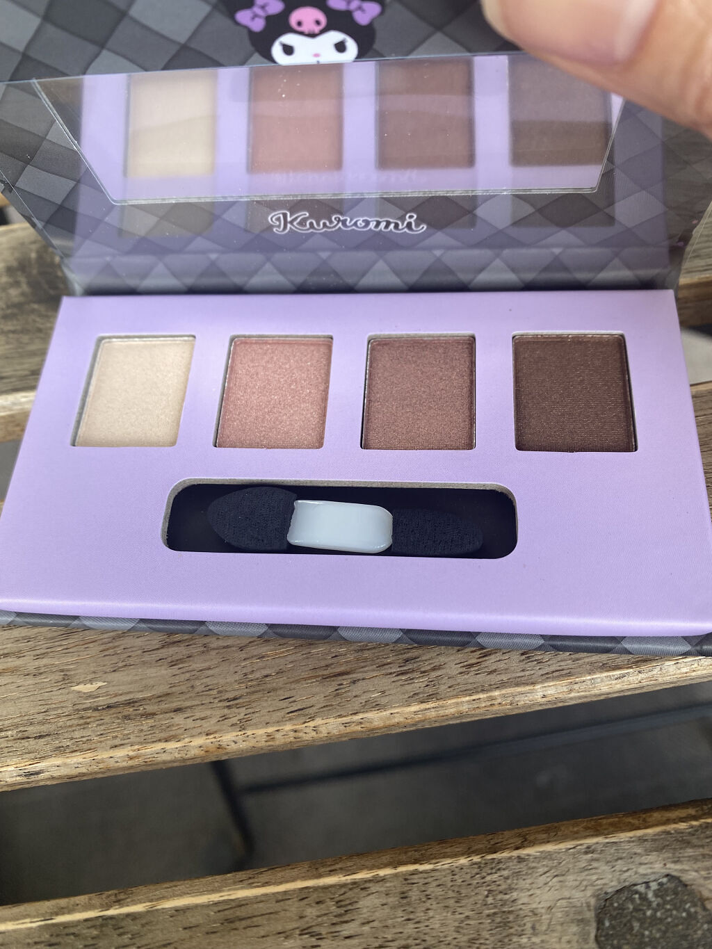 4色アイシャドウパレット / サンリオ