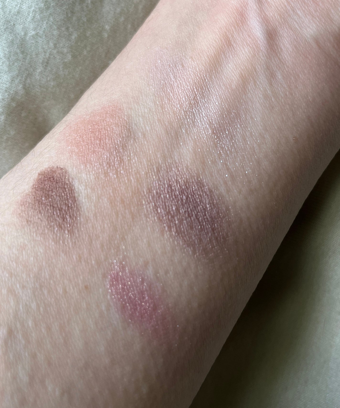 ワンダー スウィート アイシャドウ/リンメル ロンドン/アイシャドウパレットを使ったクチコミ(4枚目)