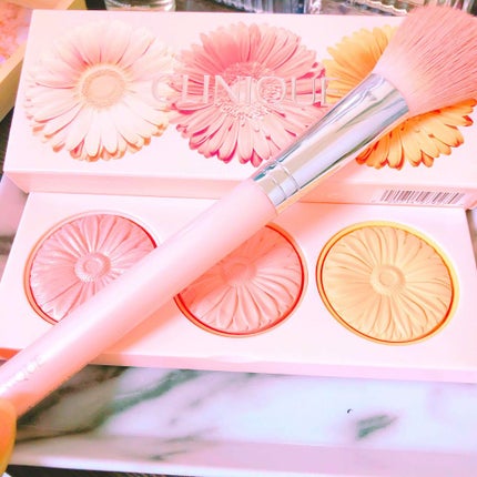 チーク ポップ オン ザ グロウ トリオ パレット/CLINIQUE/パウダーチークを使ったクチコミ(1枚目)