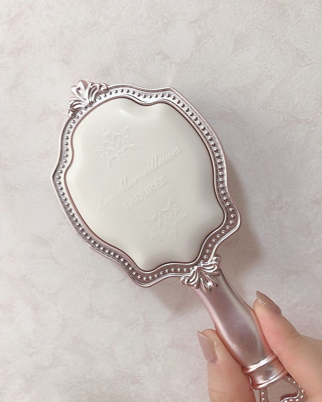 ハンド ミラー N/レ・メルヴェイユーズ ラデュレ/その他化粧小物を使ったクチコミ(1枚目)
