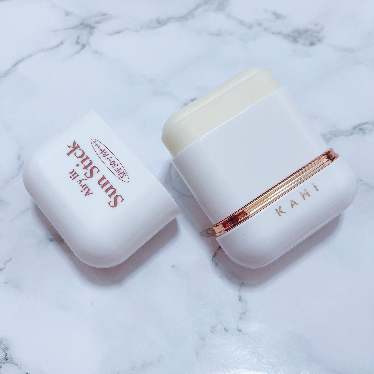 エアリーフィットサンスティック/KAHI/日焼け止めスティックを使ったクチコミ(2枚目)