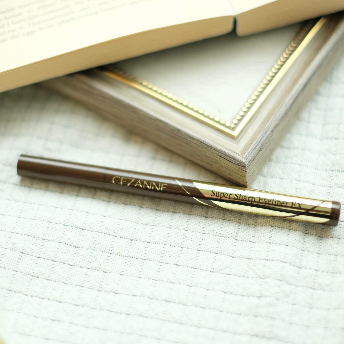 極細アイライナーEX 20ブラウン/CEZANNE/リキッドアイライナーを使ったクチコミ（2枚目）