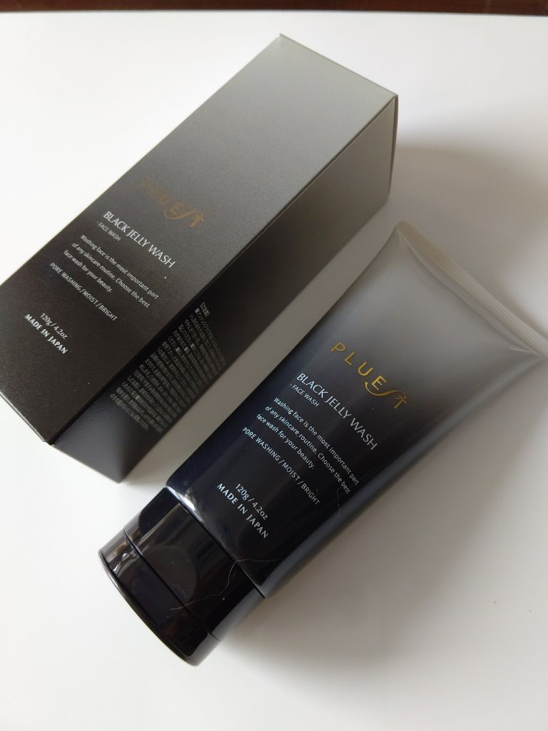 BLACK JELLY WASH（ブラックジェリーウォッシュ）/PLUEST/その他洗顔料を使ったクチコミ（1枚目）