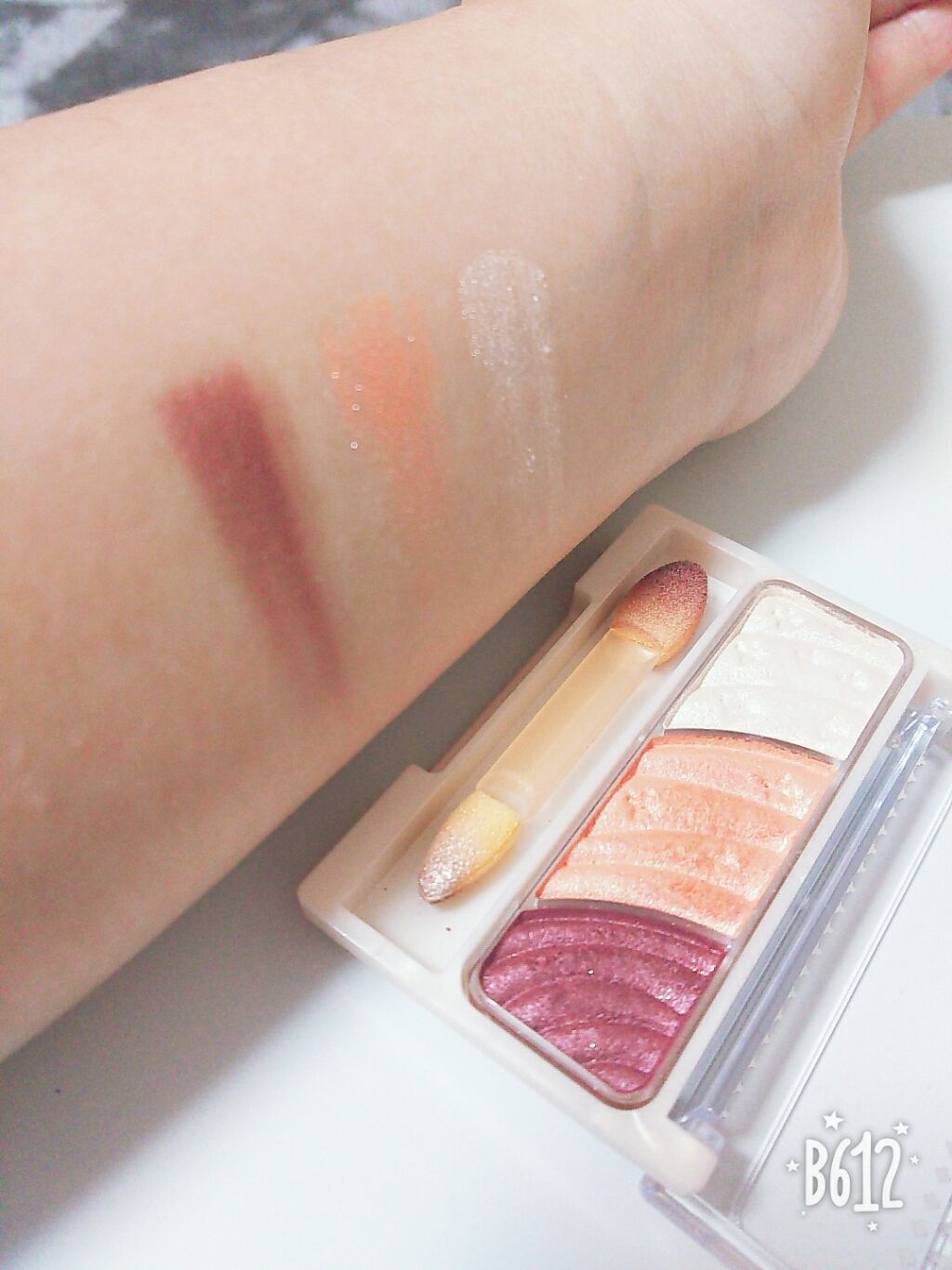 トーンアップアイシャドウ/CEZANNE/アイシャドウパレットを使ったクチコミ（1枚目）