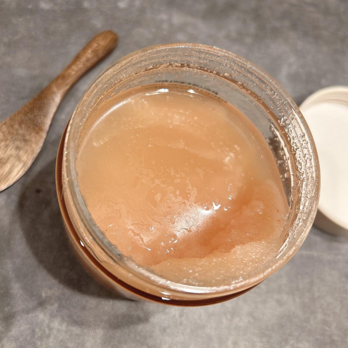 ソルトボディスクラブマグノリア&サンダルウッド/AROMATICA/ボディスクラブを使ったクチコミ(2枚目)