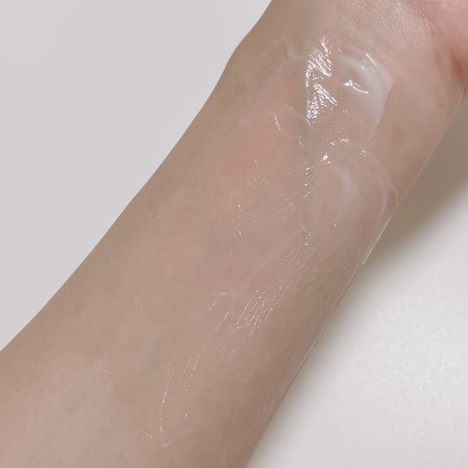 ボディヨーグルト アーモンドミルク/THE BODY SHOP/ボディローションを使ったクチコミ（2枚目）