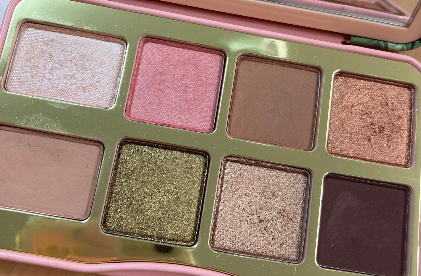 シェイク ユア パーム パームズ ミニ アイシャドウ パレット/Too Faced/アイシャドウパレットを使ったクチコミ(3枚目)
