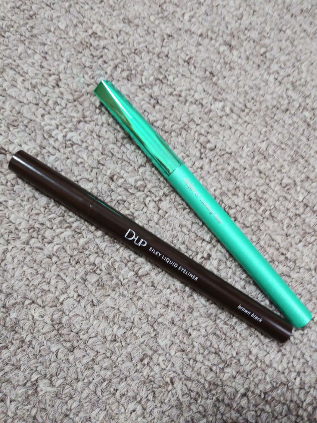 「密着アイライナー」クリームペンシル/デジャヴュ/ペンシルアイライナーを使ったクチコミ（1枚目）