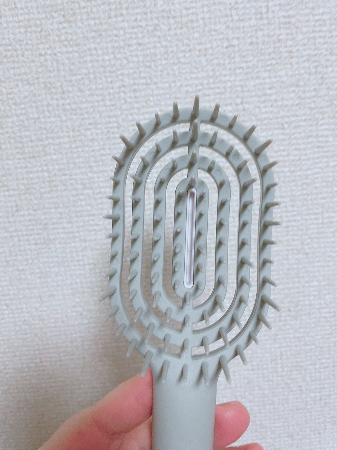 ユニークリー 4wayスムースヘアブラシ/ビー・エヌ/ヘアブラシを使ったクチコミ(5枚目)