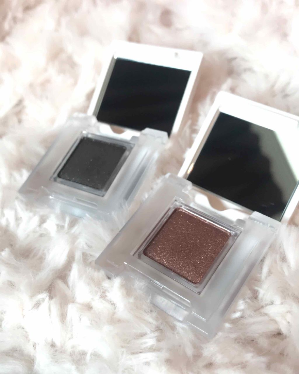 アイカラー プレイフル/エレガンス クルーズ/単色アイシャドウを使ったクチコミ（2枚目）