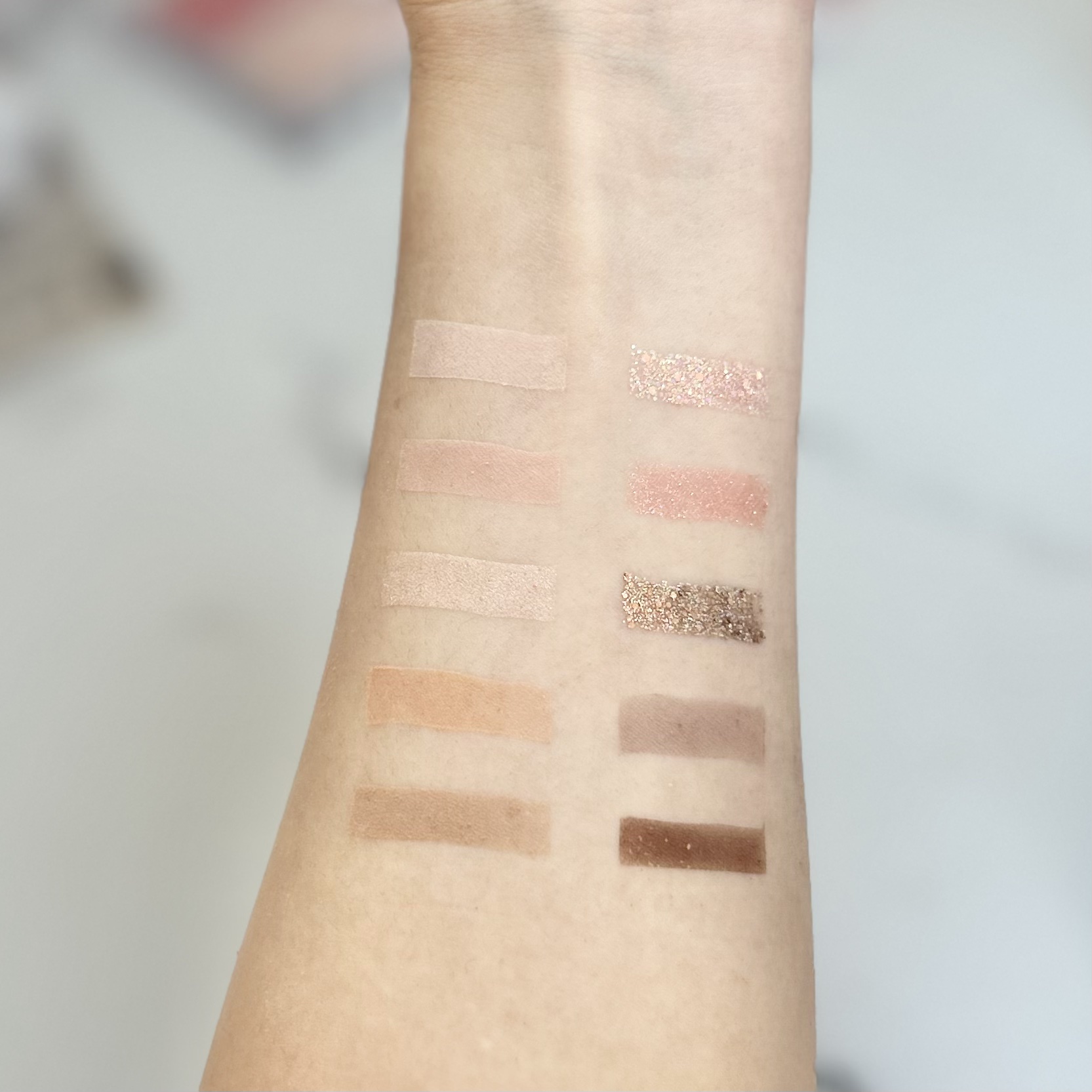 アイモーメント10色パレット 8g/THE FACE SHOP/アイシャドウパレットを使ったクチコミ（2枚目）