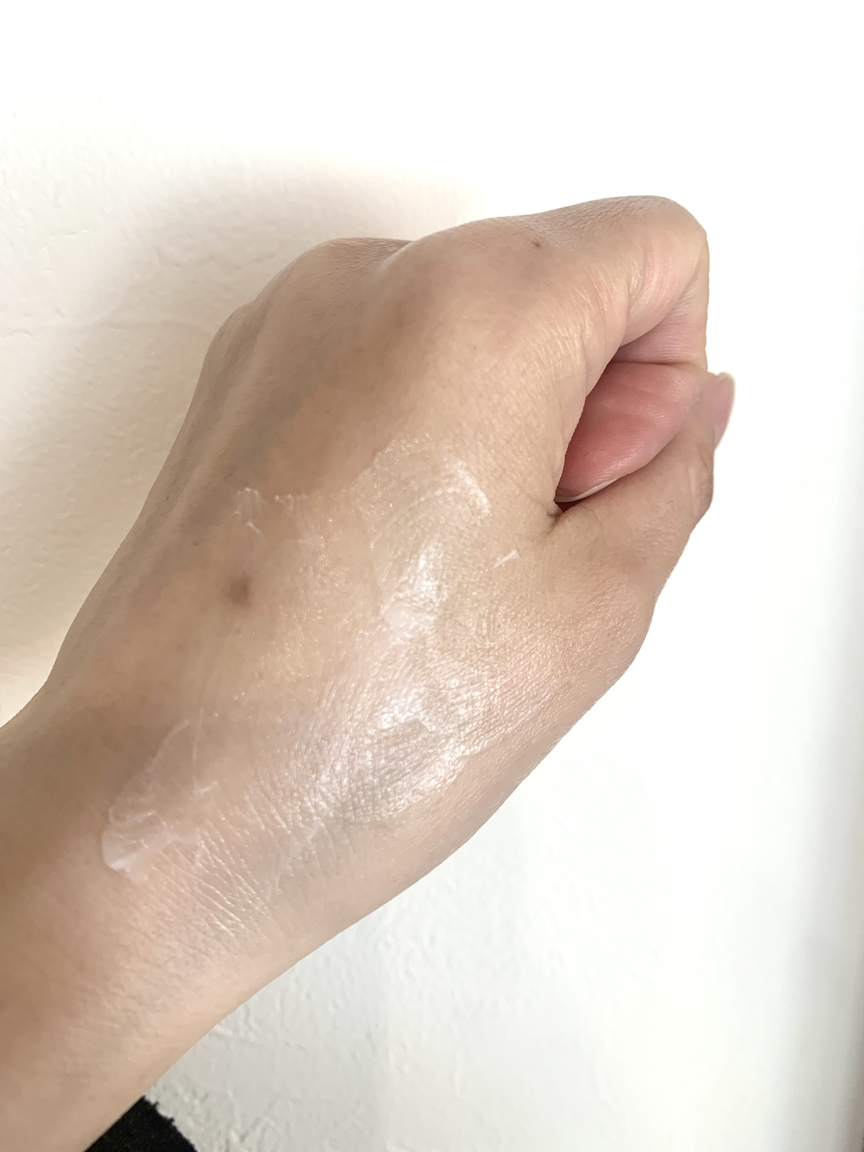 ディセンシア フローレス UVプロテクター/DECENCIA/日焼け止めローションを使ったクチコミ（3枚目）