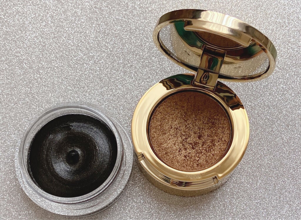 asu109 on LIPS 「⭐︎トムフォードビューティー⭐︎クリームアンドパウダーアイカラ..」(1枚目)