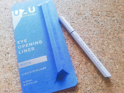 EYE OPENING LINER/UZU BY FLOWFUSHI/リキッドアイライナーを使ったクチコミ(1枚目)