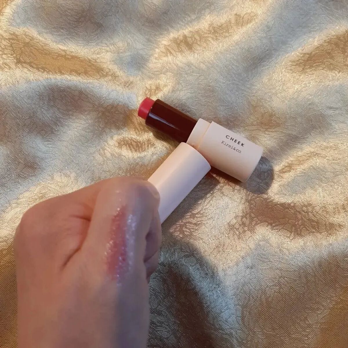 スティックチーク 02ピンク/Kirei&co./ジェル・クリームチークを使ったクチコミ（1枚目）