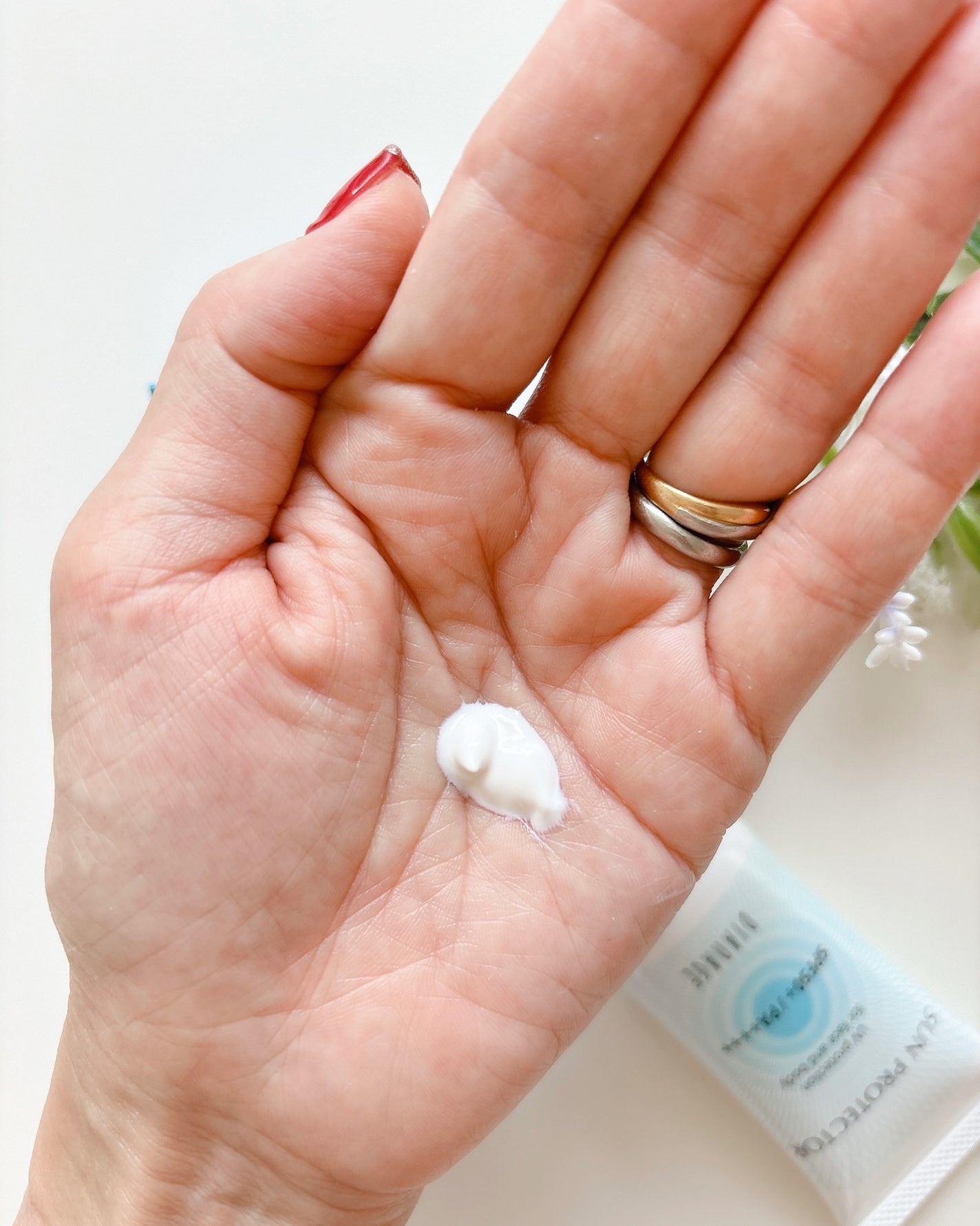 Junjun on LIPS 「\紫外線対策、大丈夫?!🫢/日常生活の中で蓄積されていくダ..」(4枚目)